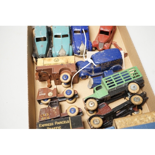 1524 - Rare pre-war Dinky toys including two 28-series, second-type delivery vans, Pickfords and Manchester... 