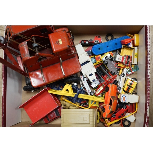 1534 - A quantity of Dinky toys, including Foden Regent tanker, Tri Ang crane