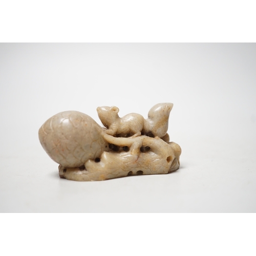 1545 - A Chinese carved soapstone carving of a squirrel and pine cone 8.5cm