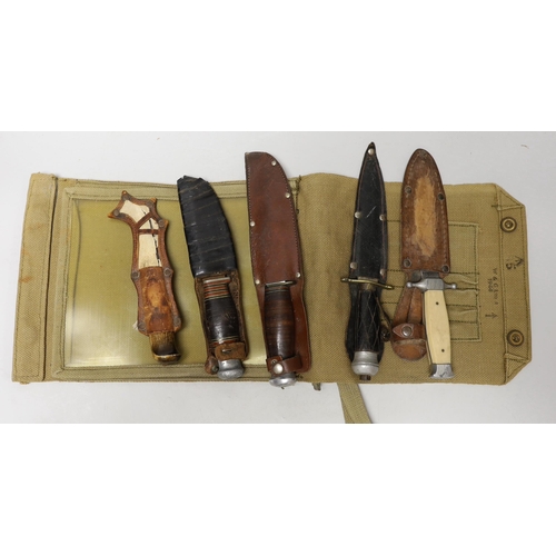 1558 - A group of five various knives