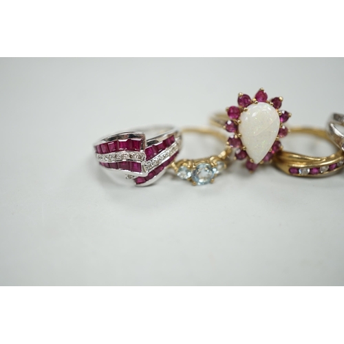 1886 - Five assorted modern 9ct gold and gem set dress rings, including ruby and diamond chip, gross weight... 