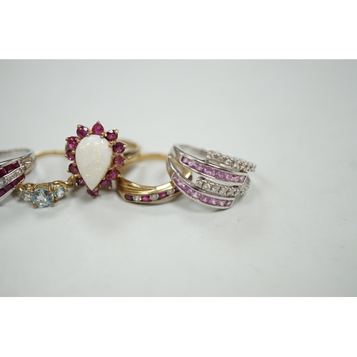 1886 - Five assorted modern 9ct gold and gem set dress rings, including ruby and diamond chip, gross weight... 