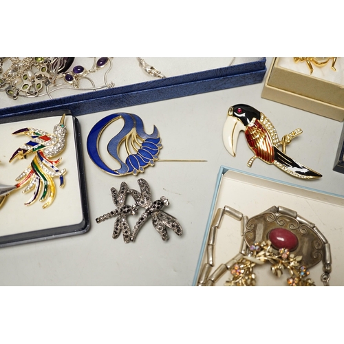 1930 - A small quantity of assorted jewellery including costume and a 925 and gem set necklace and two 925 ... 