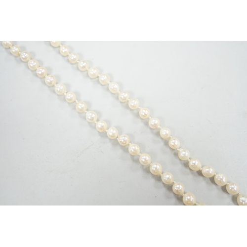 1946 - A single strand culture pearl necklace, with paste set sterling clasp, 38cm.