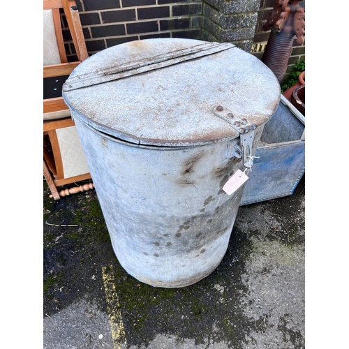 141 - A vintage galvanised circular grain bin, diameter 66cm, height 90cm *Please note the sale commences ... 