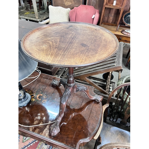 204 - A George III style mahogany tripod table, diameter 49cm, height 60cm, and two wheelback chairs *Plea... 