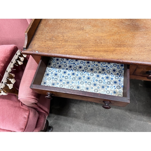 253 - An early 19th century mahogany wash stand, width 90cm *Please note the sale commences at 9am.