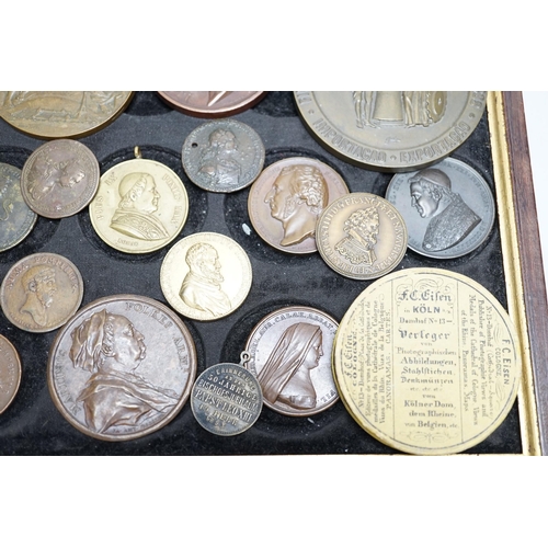 610 - Foreign commemorative medals, 18th to 20th century   Pope Pius IX white metal medal 1846, The Gevae... 