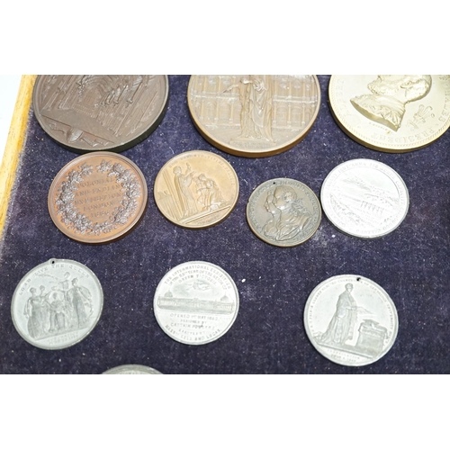 611 - Victorian commemorative medals  Colonial and Indian Reception at the Guildhall 1886, Restoration of... 