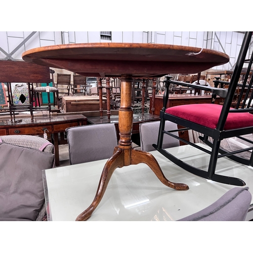 78 - A George III bird's eye maple circular tilt top tripod tea table, diameter 88cm, height 67cm *Please... 