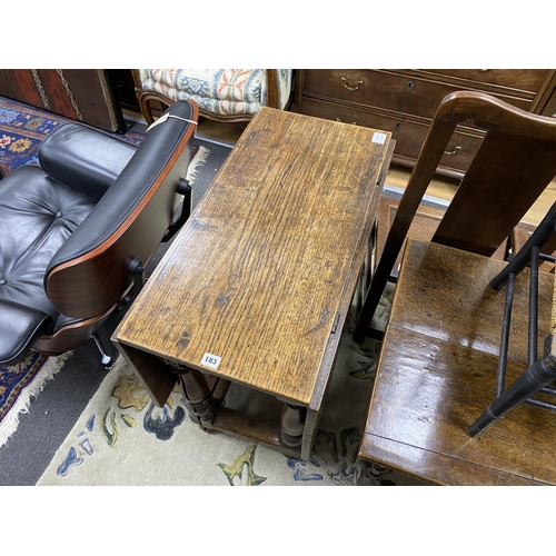 183 - A late 17th century William and Mary oak rectangular gateleg table, the four baluster turned support... 
