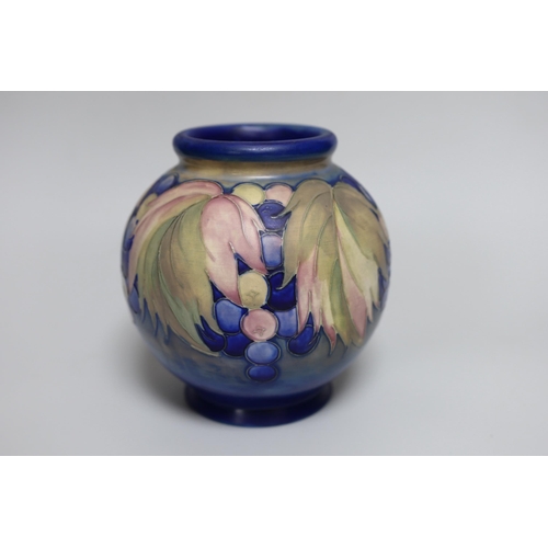 256 - A Moorcroft salt glaze 'Leaf and Berries' vase, 16cm