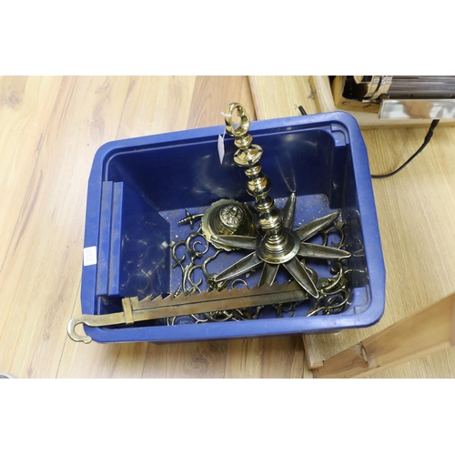 292 - Judaica - a Continental brass star-shaped hanging Sabbath lamp
