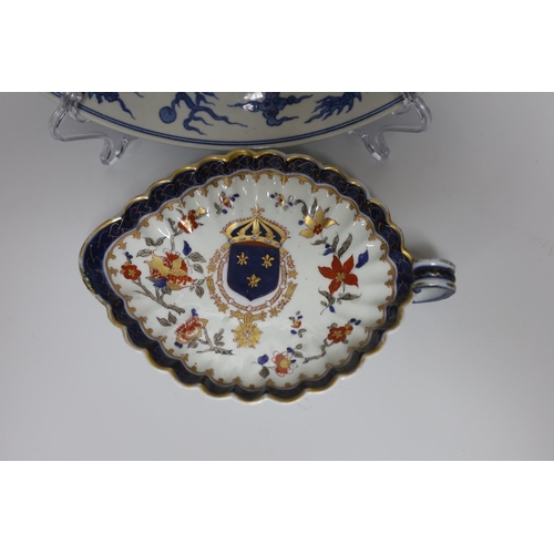 379 - A Chinese blue and white dragon dish, marked to base, 28cm diameter, together with a Samson blue a... 