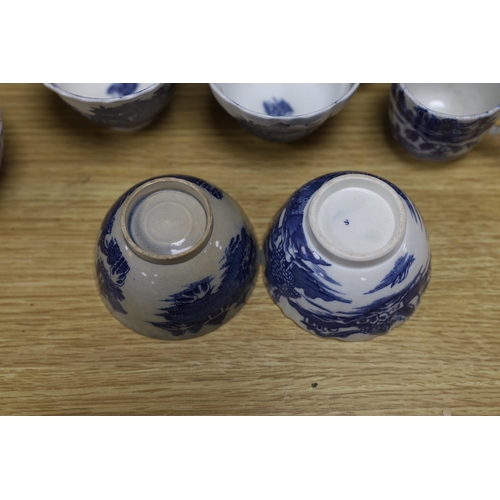 441 - A group of Caughley and other English blue and white porcelain