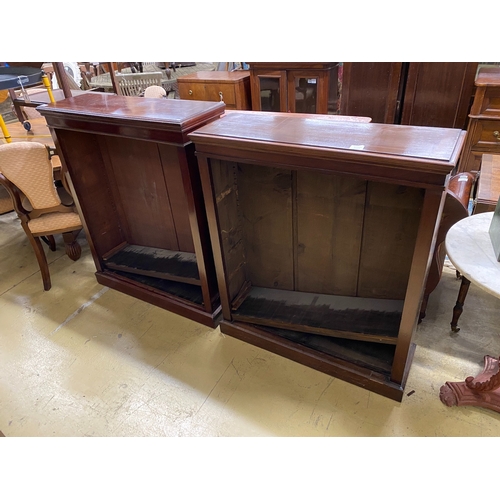 195 - A near pair of late Victorian mahogany open bookcases, larger width 90cm, depth 29cm, height 108cm... 