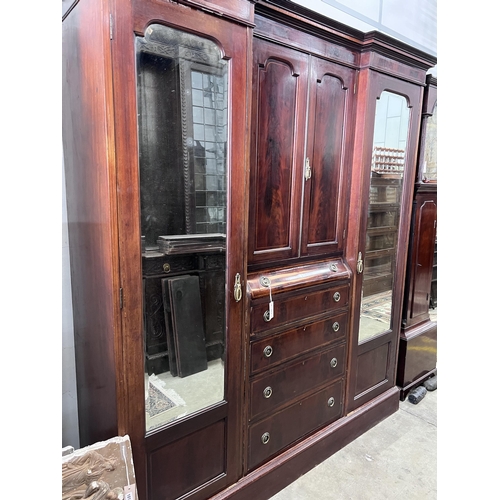 Lot 1012      