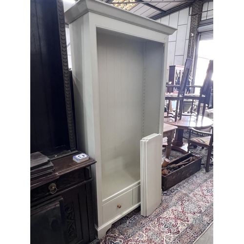 Lot 1041      