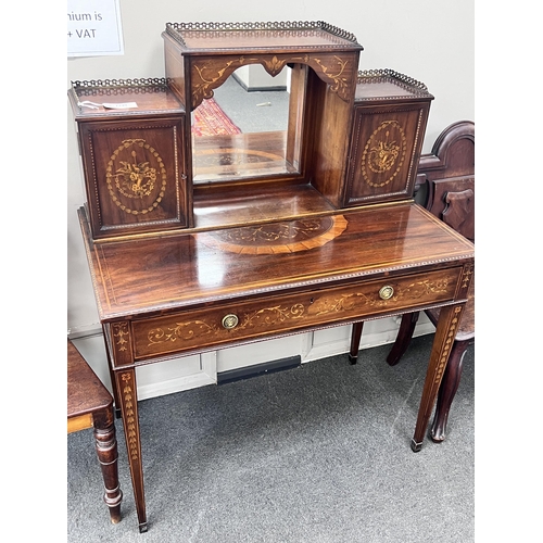 1245 - An Edwardian marquetry inlaid mahogany bonheur du jour, in the manner of Edwards & Roberts, width 92... 
