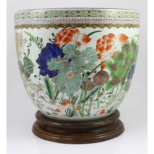 154 - A large Samson famille verte lotus fishbowl, in Kangxi style, 19th century, the robustly potted U-... 