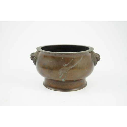 160 - A Chinese bronze censer, gui, small seal script private mark, 17th/18th century, the heavy baluster-... 