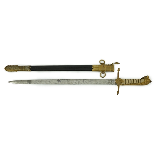 21 - An early 20th century Royal Presentation midshipman's dirk, with blade inscribed 'Presented by HM Ki... 