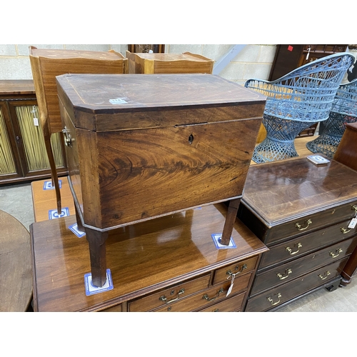 23 - A George III mahogany cellarette, width 62cm, depth 38cm, height 66cm