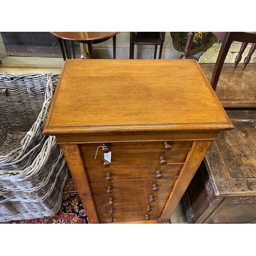 1071 - A Victorian oak Wellington chest, width 61cm, depth 42cm, height 120cm