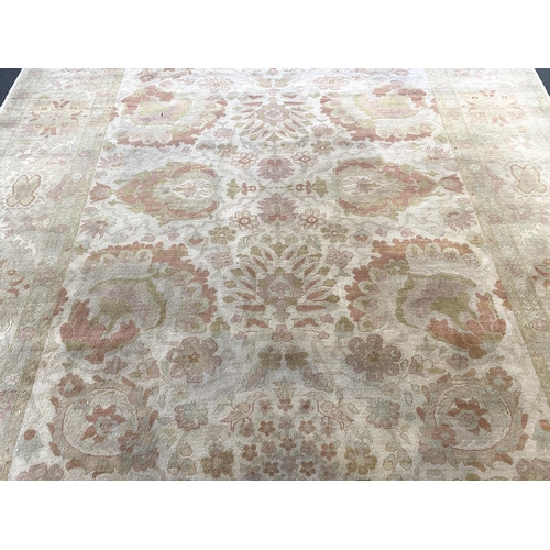 171 - A large Indian ivory ground carpet, 445 x 372cm