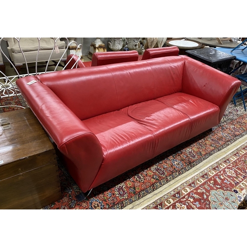 20 - A contemporary leather three seater settee, length 204cm, width 86cm, height 70cm and two similar sw... 