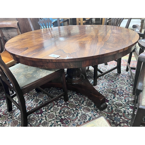 40 - A William IV circular rosewood tilt top breakfast table, diameter 127cm, height 70cm