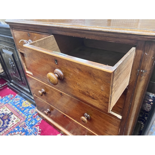 58 - A Victorian mahogany five drawer chest, width 104cm, depth 51cm, height 104cm