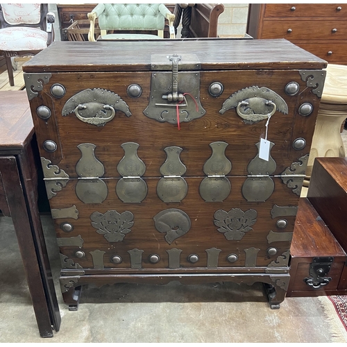 Lot 30        