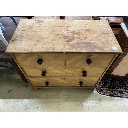 1027 - A late Victorian ash chest of two short and two long drawers, width 102cm, depth 52cm, height 92cm... 