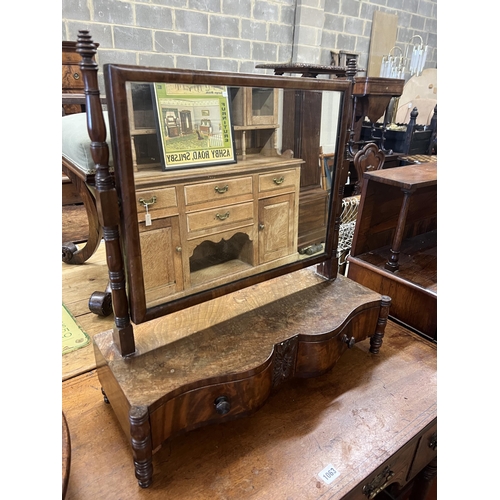 1063 - A Regency mahogany kneehole dressing table, width 94cm, depth 50cm, height 72cm together with an ear... 