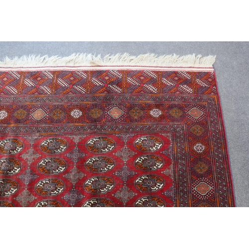 1175 - A Bokhara carpet, 290 x 202cm