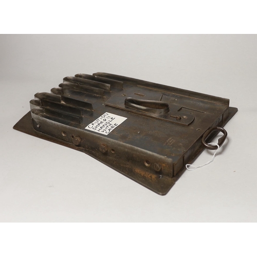 1370 - A Hallett & Son glove mould cutter