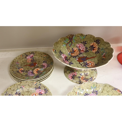 1372 - A Spode Tumbledown Dick part dessert service, early 19th century, decorated with birds and flowers... 