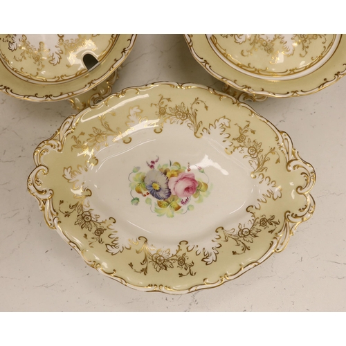 1377 - An early Victorian Davenport flower painted dessert service