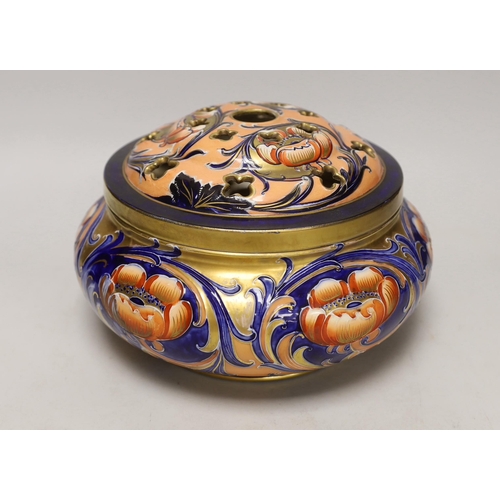 1394 - A large Macintyre Florian ware 'poppy' pot pourri bowl and cover, c.1904-1913, no Moorcroft signatur... 