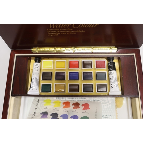 1441 - A Daler-Rowney limited edition watercolourist's paints set