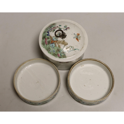 1531 - An early 20th century Chinese stacking food container, 13.5cm