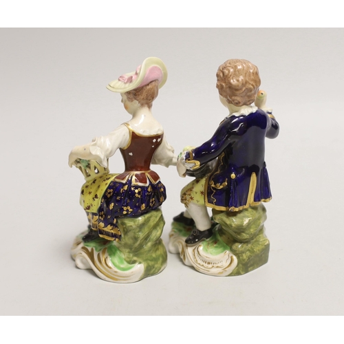 1537 - A pair of 19th century Derby porcelain figures, 13cm