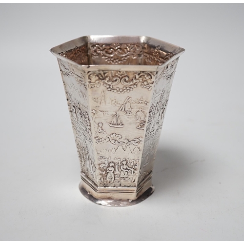 1809 - A late 19th century Dutch silver hexagonal vase, import marks for London, 1890, 11.2cm, 150 grams.... 