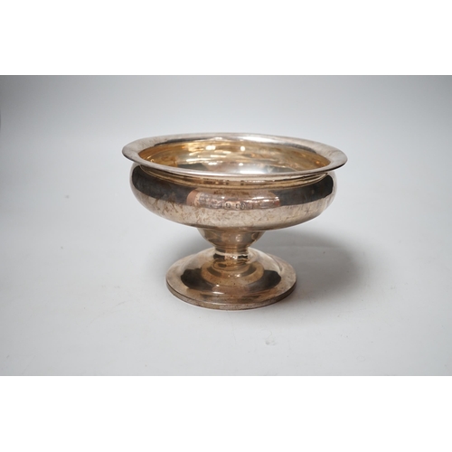 1838 - An Edwardian silver pedestal bowl, indistinct maker's mark, Birmingham, 1903, diameter 18.6cm, 12.6o... 