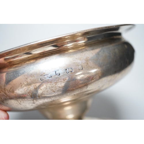 1838 - An Edwardian silver pedestal bowl, indistinct maker's mark, Birmingham, 1903, diameter 18.6cm, 12.6o... 