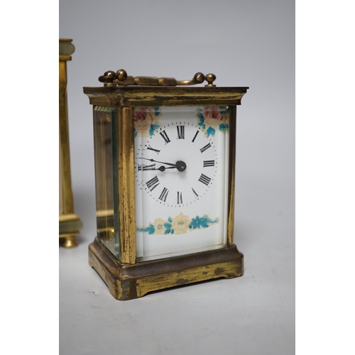 252 - Two carriage timepieces comprising a brass example and one green onyx mounted with quartz movement, ... 