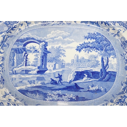 289 - A 19th century Spode Italian blue and white serving platter, c.1820, 57cm wide