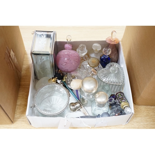 299 - Collection of mixed glass and metalware including, art glass scent bottles, cased plated grape sciss... 