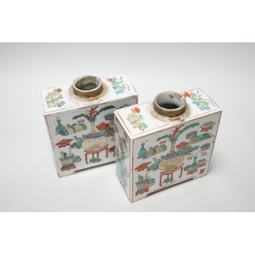 326 - A pair of Chinese famille verte square form caddies and covers, 16cm